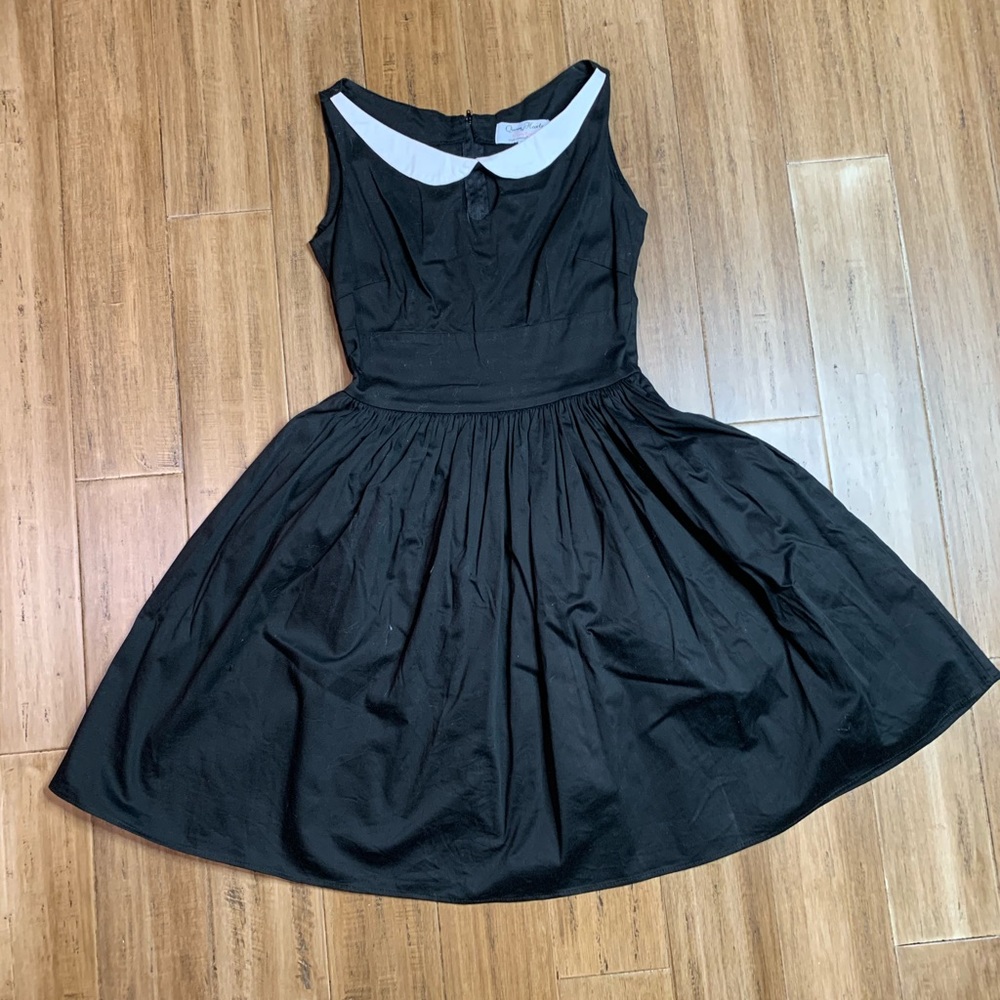 Black & white tailored pinup style dress